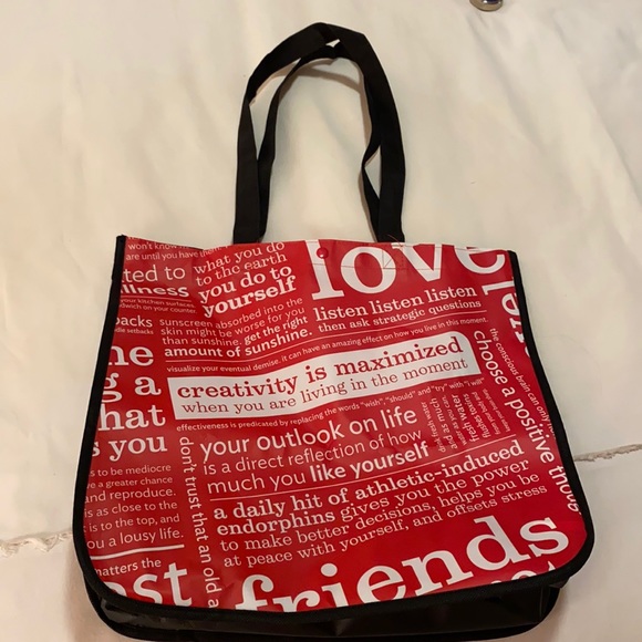 lululemon athletica Handbags - Lululemon sack 16X14